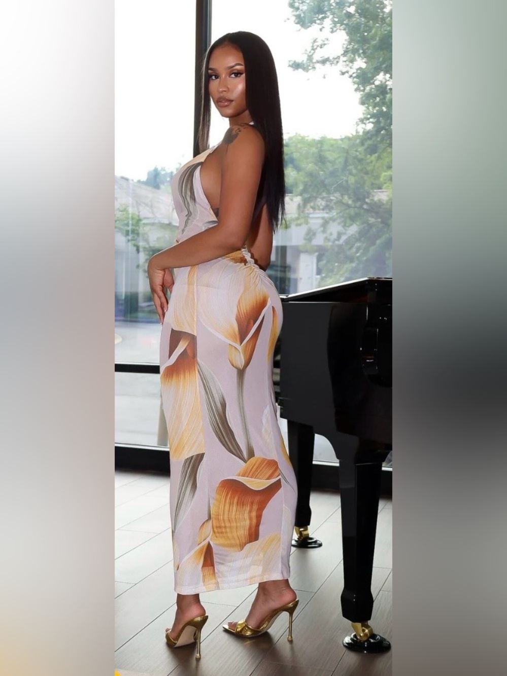 Elegant Floral Halter Maxi Dress in Peach and Cream